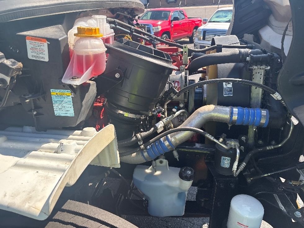 Medium Duty Box Truck-Light and Medium Duty Trucks-Freightliner-2020-M2-Concord-NC-230,273\n\t\tmiles-$ 48,750 - Image 23