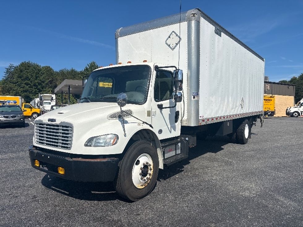 Medium Duty Box Truck-Light and Medium Duty Trucks-Freightliner-2020-M2-Concord-NC-230,273\n\t\tmiles-$ 48,750 - Image 3