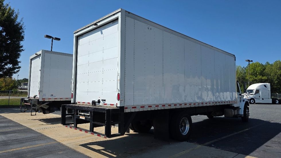 Medium Duty Box Truck-Light and Medium Duty Trucks-Freightliner-2020-M2-Concord-NC-262,882\n\t\tmiles-$ 40,750 - Image 12