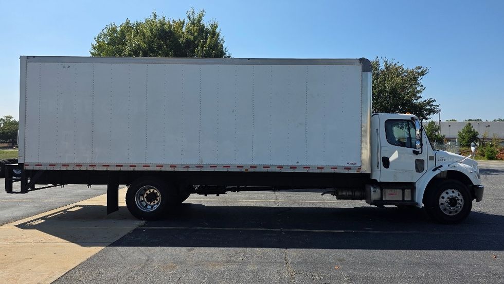 Medium Duty Box Truck-Light and Medium Duty Trucks-Freightliner-2020-M2-Concord-NC-262,882\n\t\tmiles-$ 40,750 - Image 14