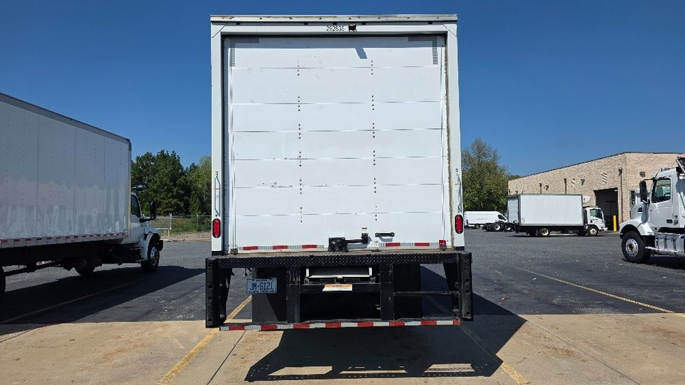 Medium Duty Box Truck-Light and Medium Duty Trucks-Freightliner-2020-M2-Concord-NC-262,882\n\t\tmiles-$ 40,750 - Image 7