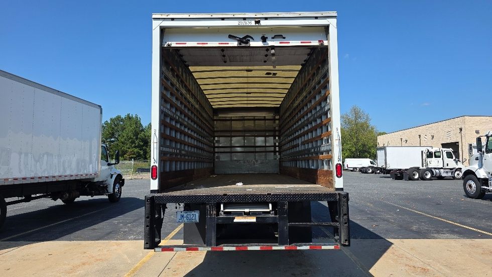 Medium Duty Box Truck-Light and Medium Duty Trucks-Freightliner-2020-M2-Concord-NC-262,882\n\t\tmiles-$ 40,750 - Image 8