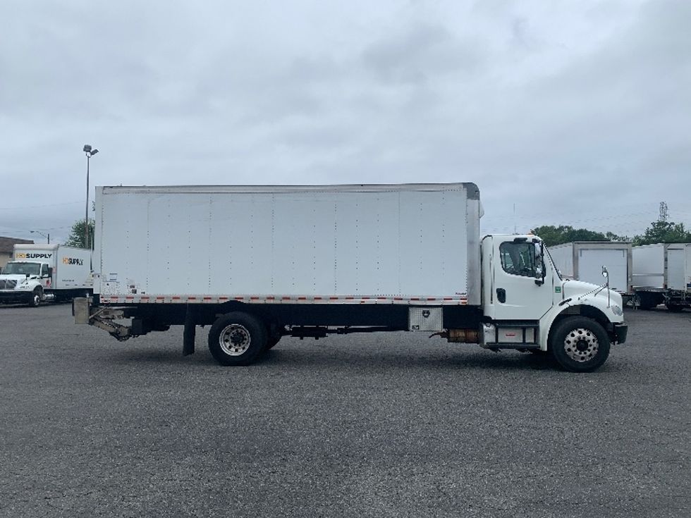 Medium Duty Box Truck-Light and Medium Duty Trucks-Freightliner-2020-M2-Concord-NC-301,800\n\t\tmiles-$ 22,500 - Image 15