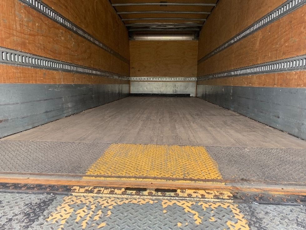 Medium Duty Box Truck-Light and Medium Duty Trucks-Freightliner-2020-M2-Concord-NC-318,923\n\t\tmiles-$ 22,500 - Image 10