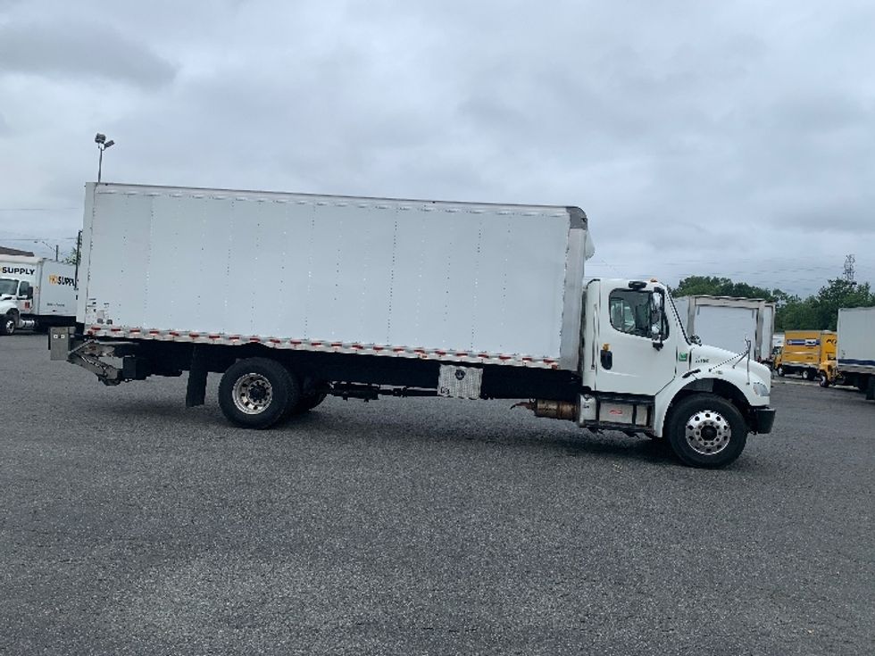 Medium Duty Box Truck-Light and Medium Duty Trucks-Freightliner-2020-M2-Concord-NC-318,923\n\t\tmiles-$ 22,500 - Image 15