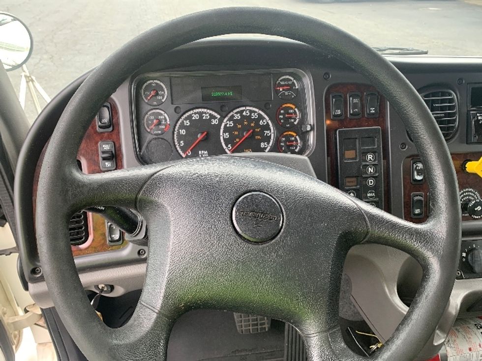 Medium Duty Box Truck-Light and Medium Duty Trucks-Freightliner-2020-M2-Concord-NC-318,923\n\t\tmiles-$ 22,500 - Image 17