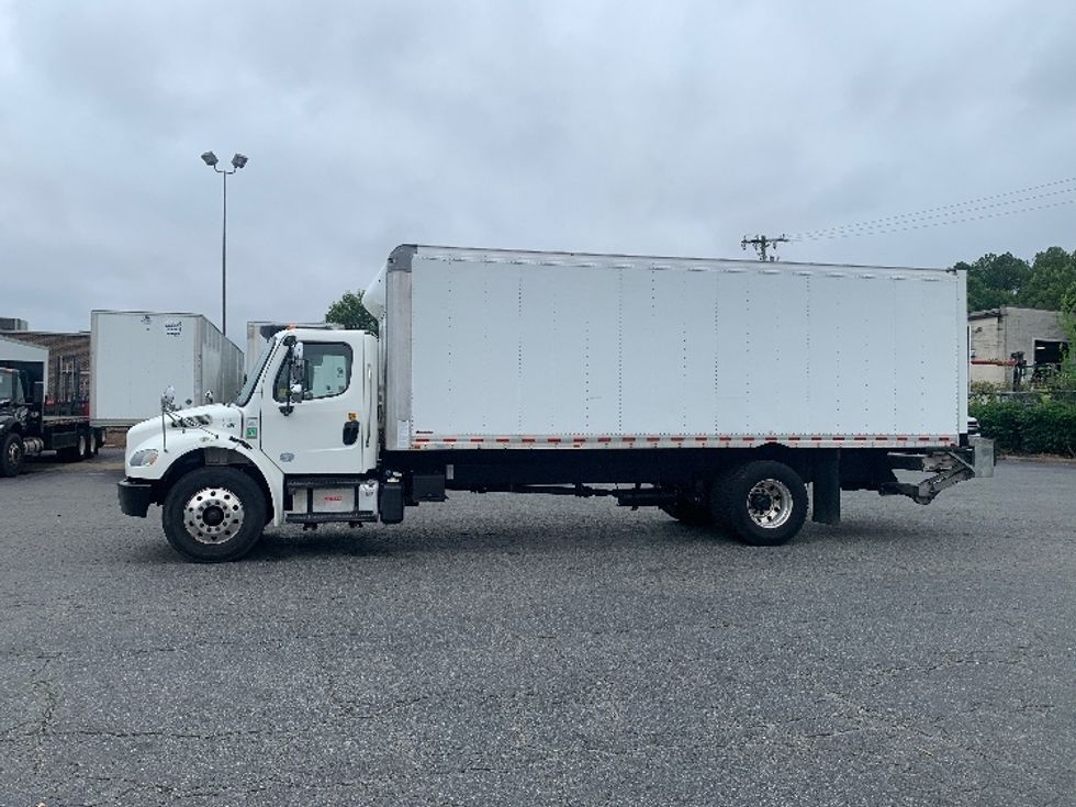 Medium Duty Box Truck-Light and Medium Duty Trucks-Freightliner-2020-M2-Concord-NC-318,923\n\t\tmiles-$ 22,500 - Image 4