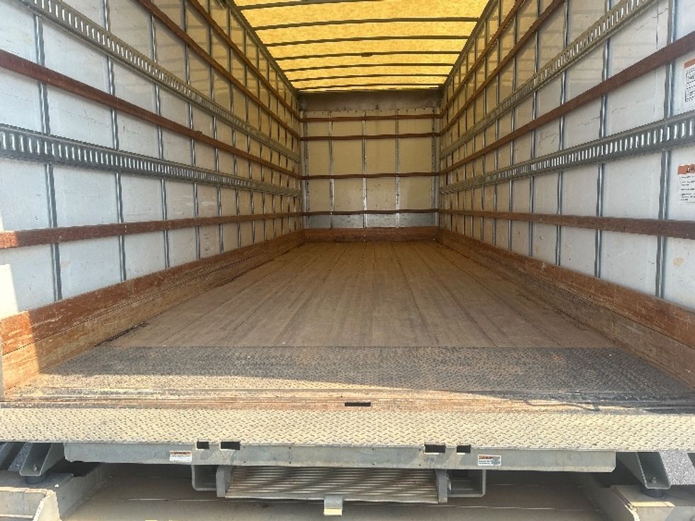 Medium Duty Box Truck-Light and Medium Duty Trucks-Freightliner-2020-M2-Concord-NC-99,800\n\t\tmiles-$ 66,000 - Image 10