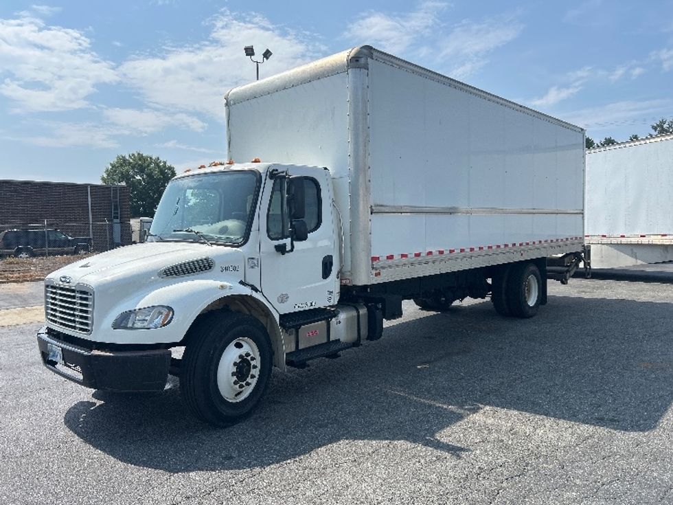 Medium Duty Box Truck-Light and Medium Duty Trucks-Freightliner-2020-M2-Concord-NC-99,800\n\t\tmiles-$ 66,000 - Image 3
