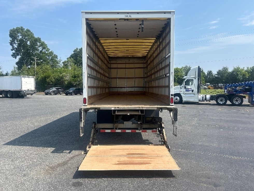 Medium Duty Box Truck-Light and Medium Duty Trucks-Freightliner-2020-M2-Concord-NC-99,800\n\t\tmiles-$ 66,000 - Image 9