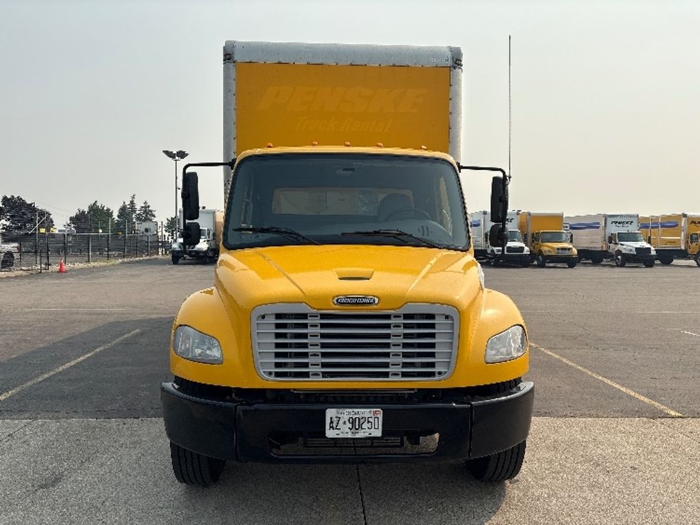 Medium Duty Box Truck-Light and Medium Duty Trucks-Freightliner-2020-M2-Concord-ON-331,478\n\t\tkm-$ 44,000 - Image 2