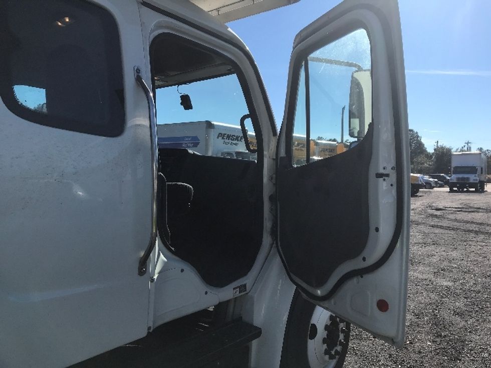 Medium Duty Box Truck-Light and Medium Duty Trucks-Freightliner-2020-M2-Conway-SC-166,266\n\t\tmiles-$ 70,500 - Image 20