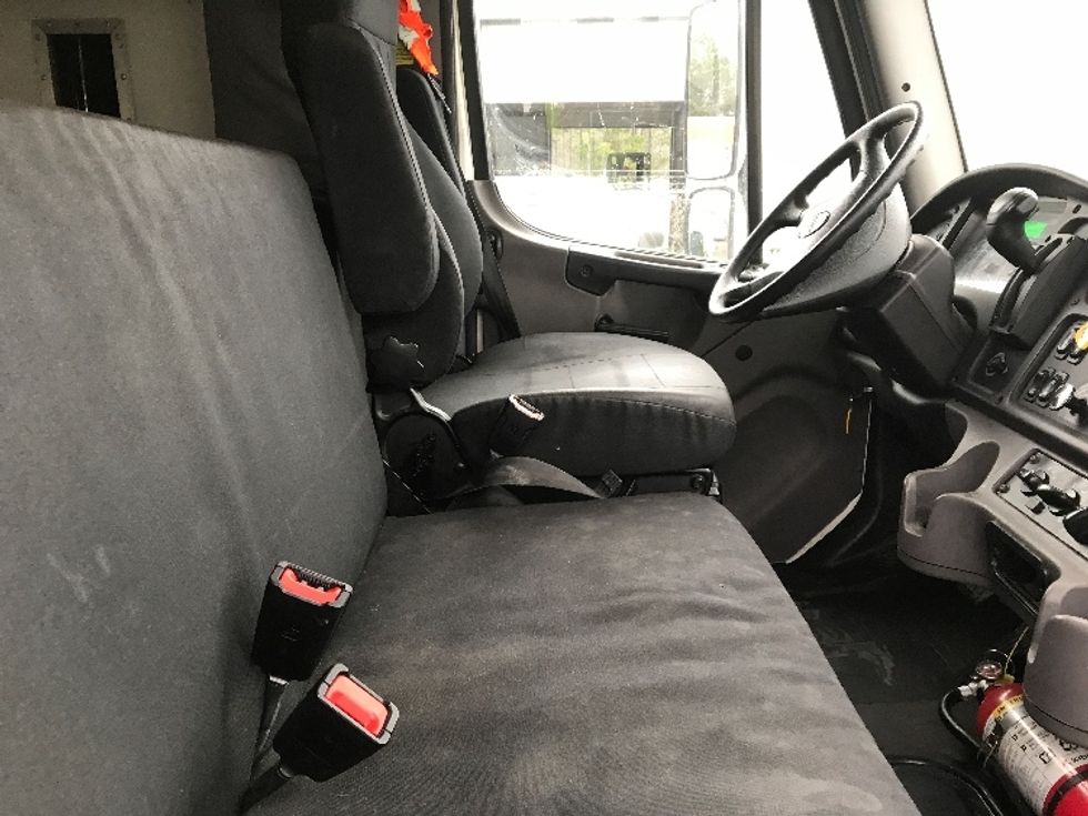 Medium Duty Box Truck-Light and Medium Duty Trucks-Freightliner-2020-M2-Conway-SC-184,359\n\t\tmiles-$ 62,000 - Image 22