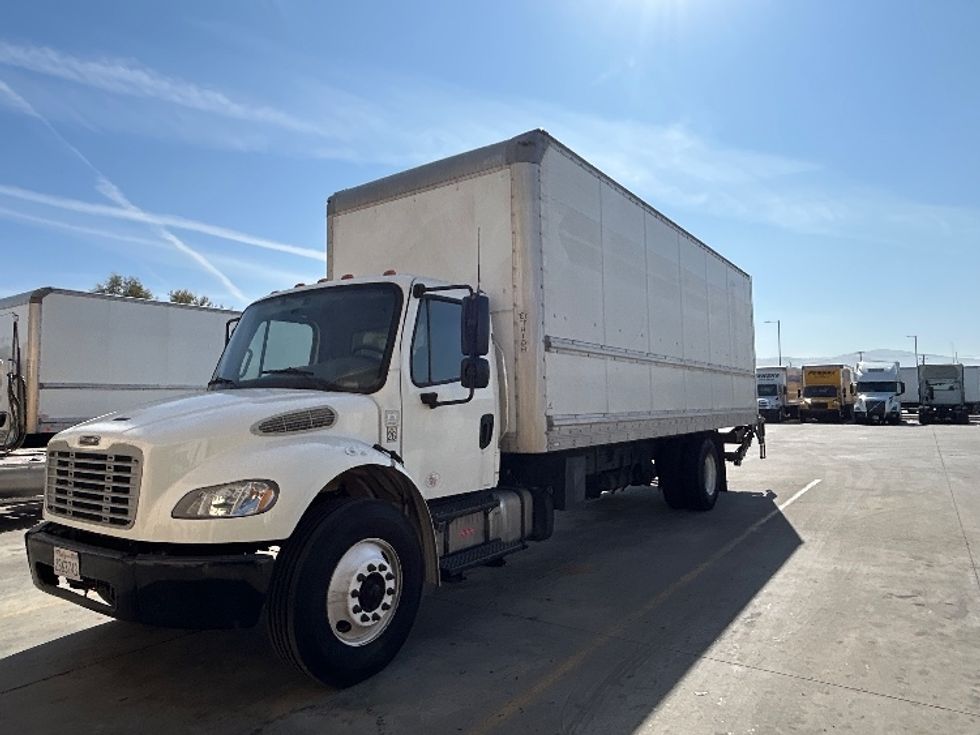 Medium Duty Box Truck-Light and Medium Duty Trucks-Freightliner-2020-M2-Corona-CA-213,967\n\t\tmiles-$ 18,500 - Image 3