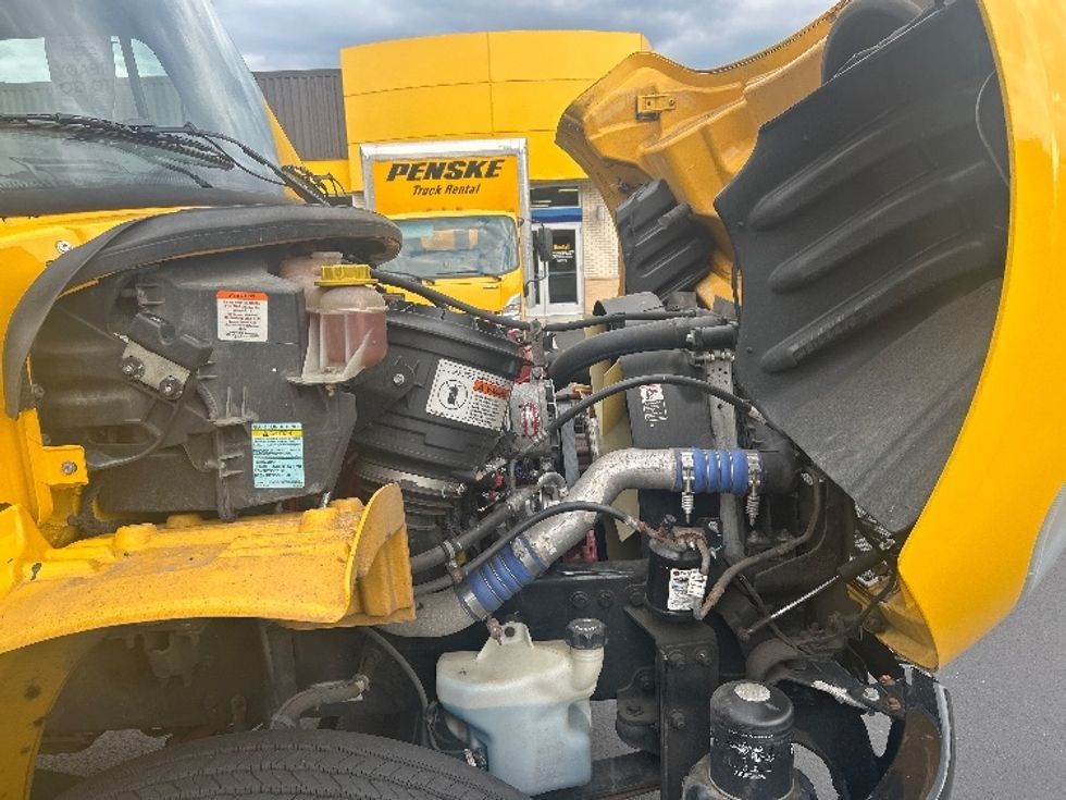 Medium Duty Box Truck-Light and Medium Duty Trucks-Freightliner-2020-M2-Cranbury-NJ-130,000\n\t\tmiles-$ 44,500 - Image 23