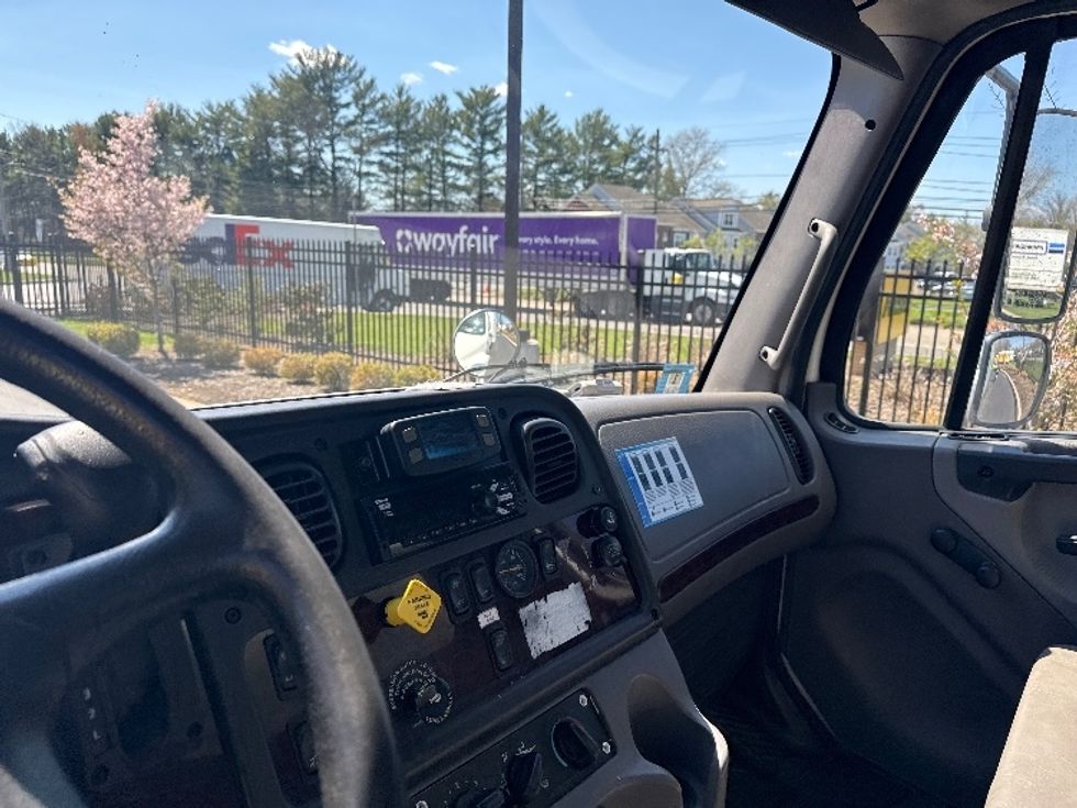 Medium Duty Box Truck-Light and Medium Duty Trucks-Freightliner-2020-M2-Cranbury-NJ-194,250\n\t\tmiles-$ 52,500 - Image 18