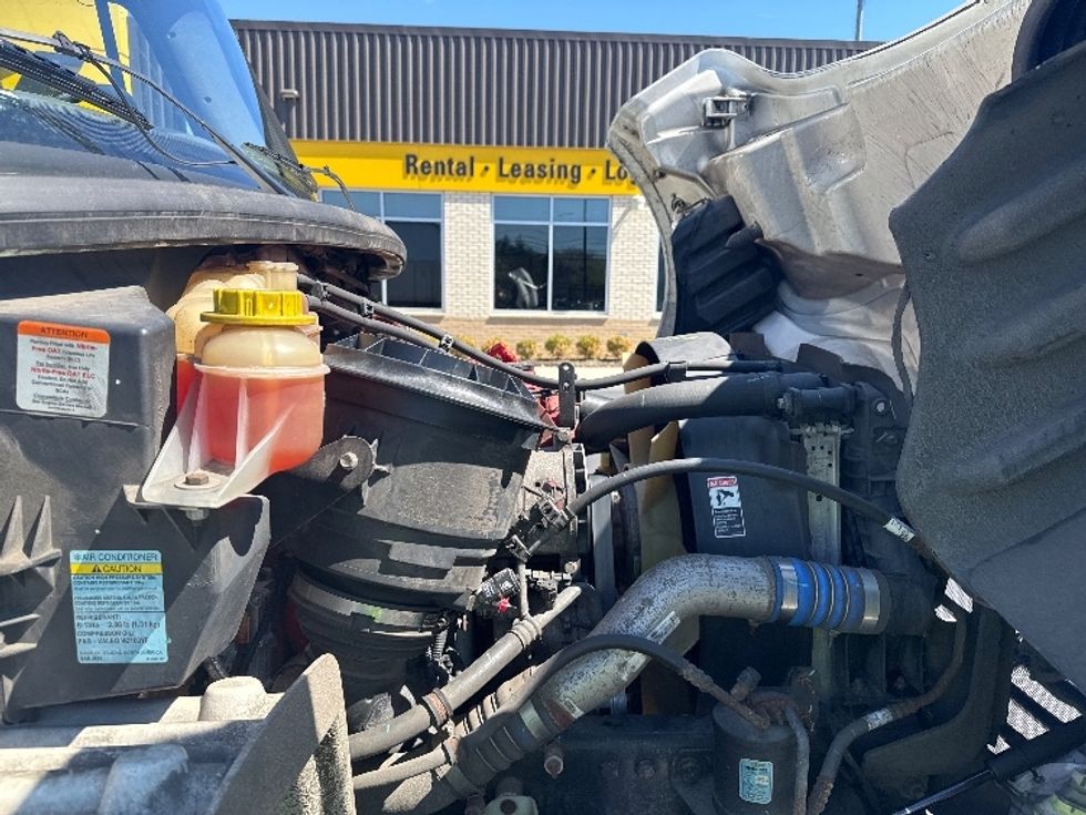 Medium Duty Box Truck-Light and Medium Duty Trucks-Freightliner-2020-M2-Cranbury-NJ-194,250\n\t\tmiles-$ 52,500 - Image 20