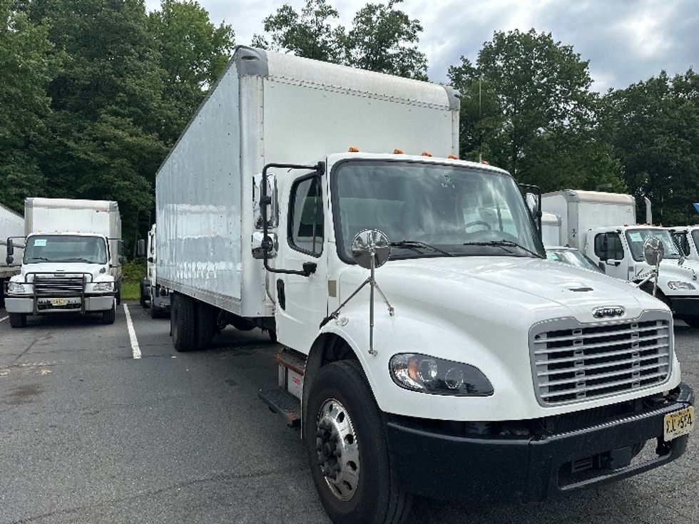 Medium Duty Box Truck-Light and Medium Duty Trucks-Freightliner-2020-M2-Cranbury-NJ-210,087\n\t\tmiles-$ 52,000 - Image 1