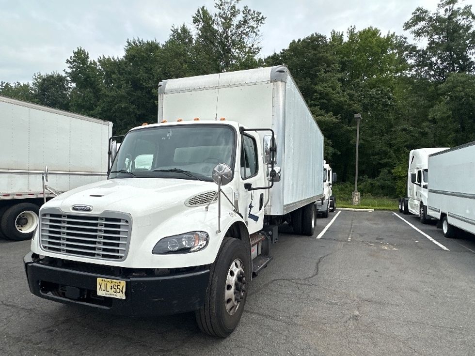 Medium Duty Box Truck-Light and Medium Duty Trucks-Freightliner-2020-M2-Cranbury-NJ-210,087\n\t\tmiles-$ 52,000 - Image 3