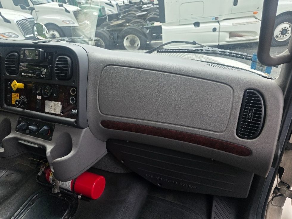 Medium Duty Box Truck-Light and Medium Duty Trucks-Freightliner-2020-M2-Cranbury-NJ-222,458\n\t\tmiles-$ 51,250 - Image 21