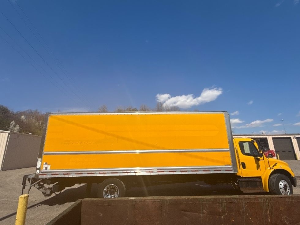 Medium Duty Box Truck-Light and Medium Duty Trucks-Freightliner-2020-M2-Cross Lanes-WV-165,816\n\t\tmiles-$ 49,500 - Image 13