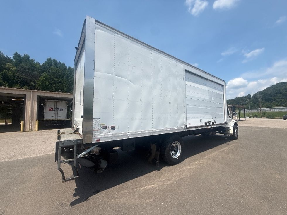 Medium Duty Box Truck-Light and Medium Duty Trucks-Freightliner-2020-M2-Cross Lanes-WV-169,755\n\t\tmiles-$ 56,500 - Image 13