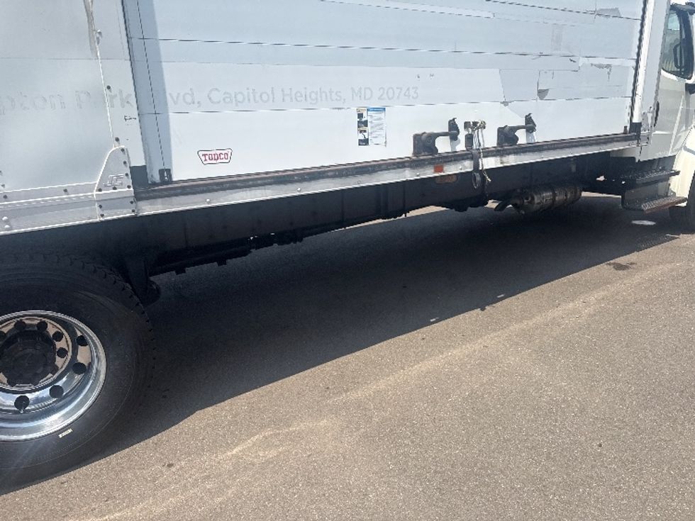 Medium Duty Box Truck-Light and Medium Duty Trucks-Freightliner-2020-M2-Cross Lanes-WV-169,755\n\t\tmiles-$ 56,500 - Image 14