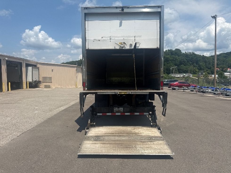 Medium Duty Box Truck-Light and Medium Duty Trucks-Freightliner-2020-M2-Cross Lanes-WV-169,755\n\t\tmiles-$ 56,500 - Image 9