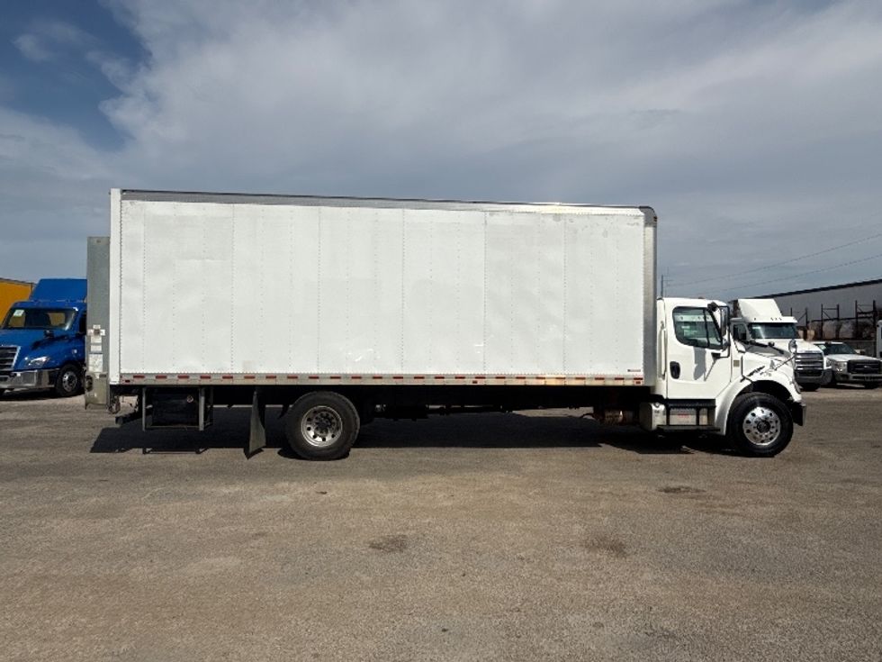 Medium Duty Box Truck-Light and Medium Duty Trucks-Freightliner-2020-M2-Dallas-TX-102,123\n\t\tmiles-$ 66,500 - Image 15
