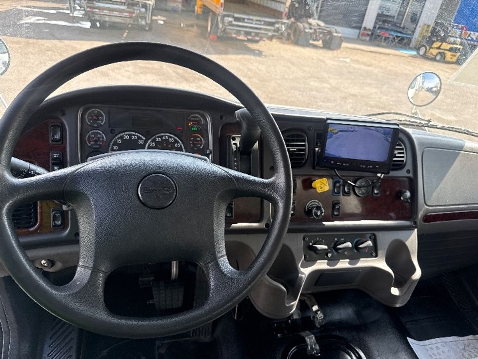 Medium Duty Box Truck-Light and Medium Duty Trucks-Freightliner-2020-M2-Dallas-TX-102,123\n\t\tmiles-$ 66,500 - Image 17