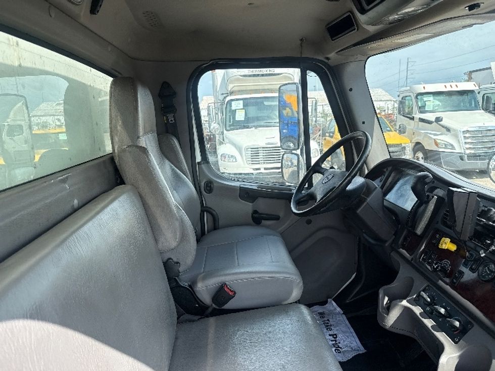 Medium Duty Box Truck-Light and Medium Duty Trucks-Freightliner-2020-M2-Dallas-TX-102,123\n\t\tmiles-$ 66,500 - Image 22