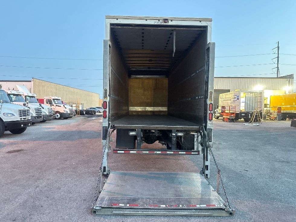 Medium Duty Box Truck-Light and Medium Duty Trucks-Freightliner-2020-M2-Dallas-TX-102,123\n\t\tmiles-$ 66,500 - Image 9