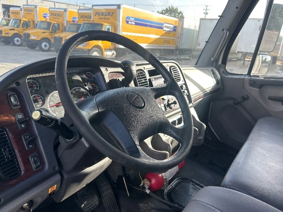 Medium Duty Box Truck-Light and Medium Duty Trucks-Freightliner-2020-M2-Dallas-TX-133,950\n\t\tmiles-$ 67,250 - Image 17