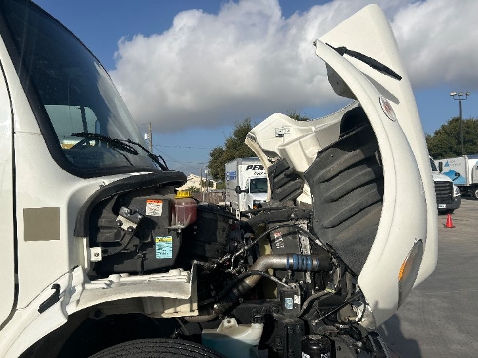Medium Duty Box Truck-Light and Medium Duty Trucks-Freightliner-2020-M2-Dallas-TX-133,950\n\t\tmiles-$ 67,250 - Image 23