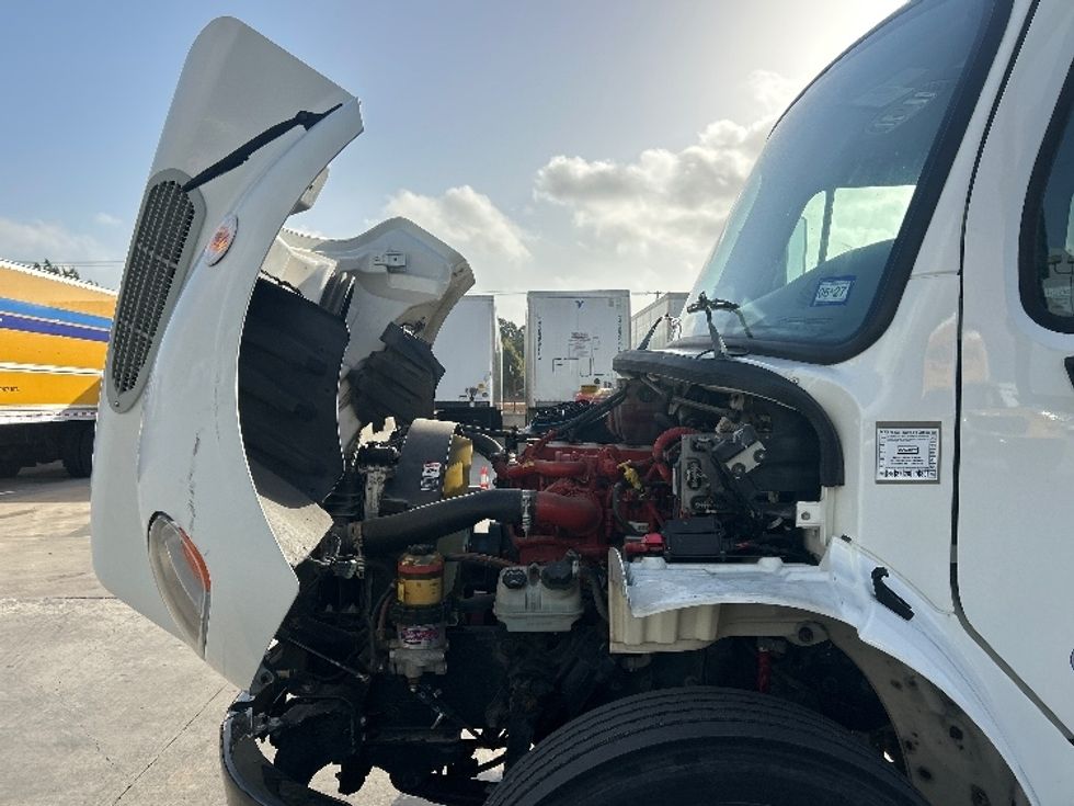 Medium Duty Box Truck-Light and Medium Duty Trucks-Freightliner-2020-M2-Dallas-TX-133,950\n\t\tmiles-$ 67,250 - Image 24