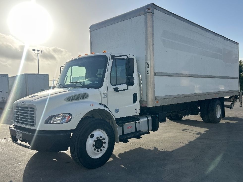 Medium Duty Box Truck-Light and Medium Duty Trucks-Freightliner-2020-M2-Dallas-TX-133,950\n\t\tmiles-$ 67,250 - Image 3