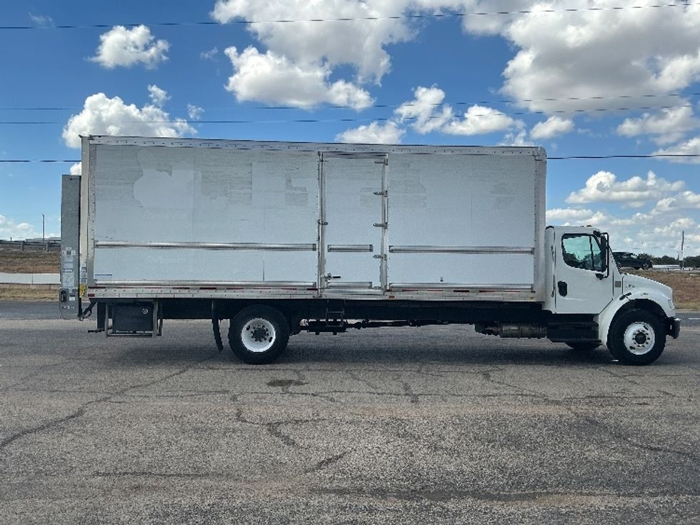Medium Duty Box Truck-Light and Medium Duty Trucks-Freightliner-2020-M2-Dallas-TX-137,624\n\t\tmiles-$ 66,750 - Image 15