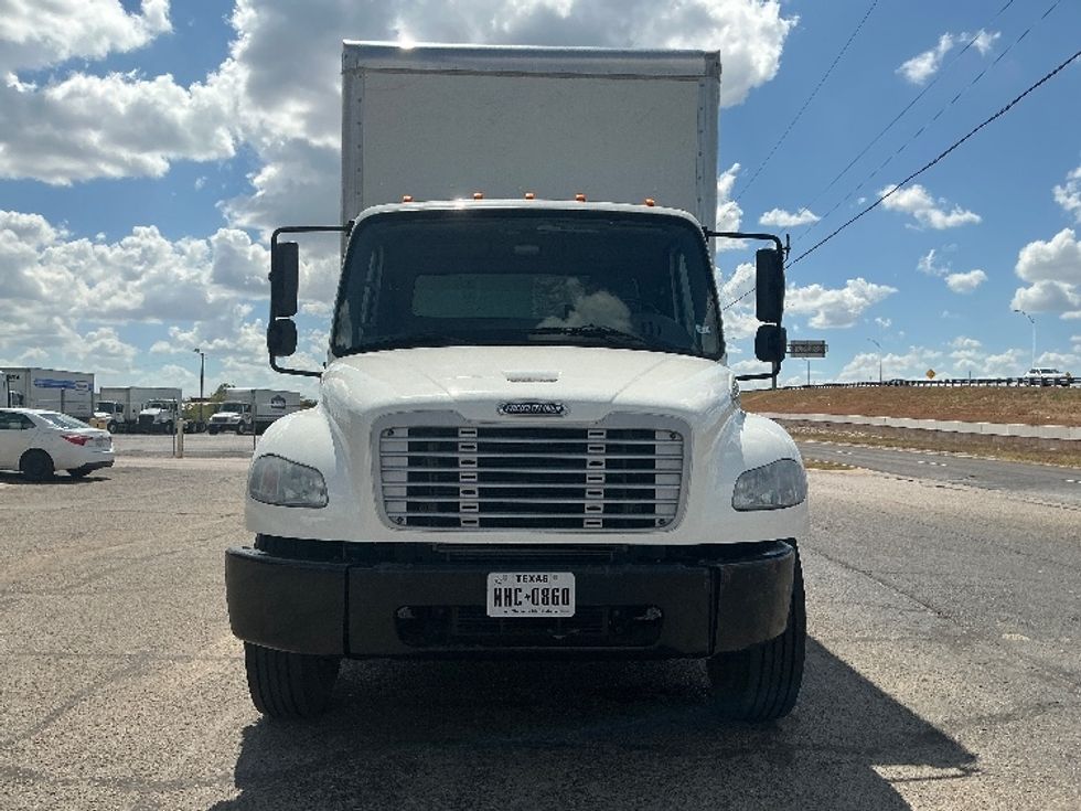 Medium Duty Box Truck-Light and Medium Duty Trucks-Freightliner-2020-M2-Dallas-TX-137,624\n\t\tmiles-$ 66,750 - Image 2