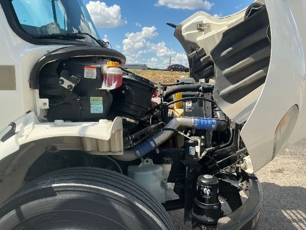 Medium Duty Box Truck-Light and Medium Duty Trucks-Freightliner-2020-M2-Dallas-TX-137,624\n\t\tmiles-$ 66,750 - Image 22