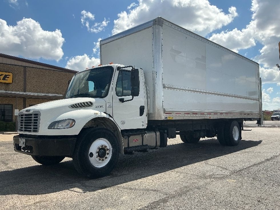 Medium Duty Box Truck-Light and Medium Duty Trucks-Freightliner-2020-M2-Dallas-TX-137,624\n\t\tmiles-$ 66,750 - Image 3