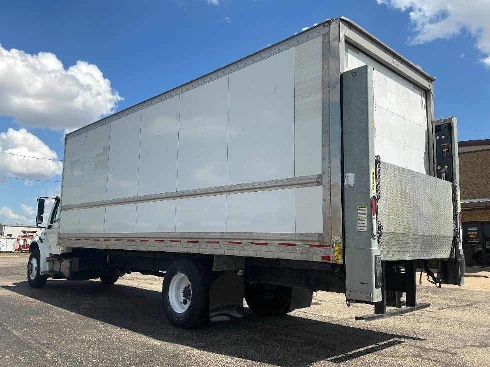 Medium Duty Box Truck-Light and Medium Duty Trucks-Freightliner-2020-M2-Dallas-TX-137,624\n\t\tmiles-$ 66,750 - Image 6