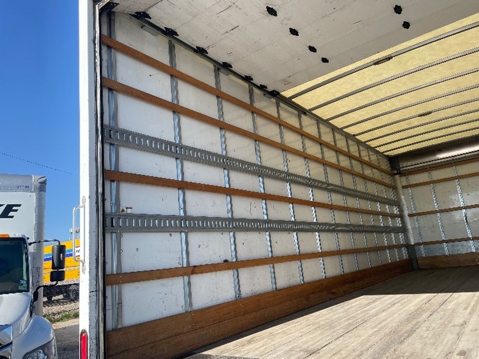 Medium Duty Box Truck-Light and Medium Duty Trucks-Freightliner-2020-M2-Dallas-TX-139,444\n\t\tmiles-$ 56,750 - Image 11