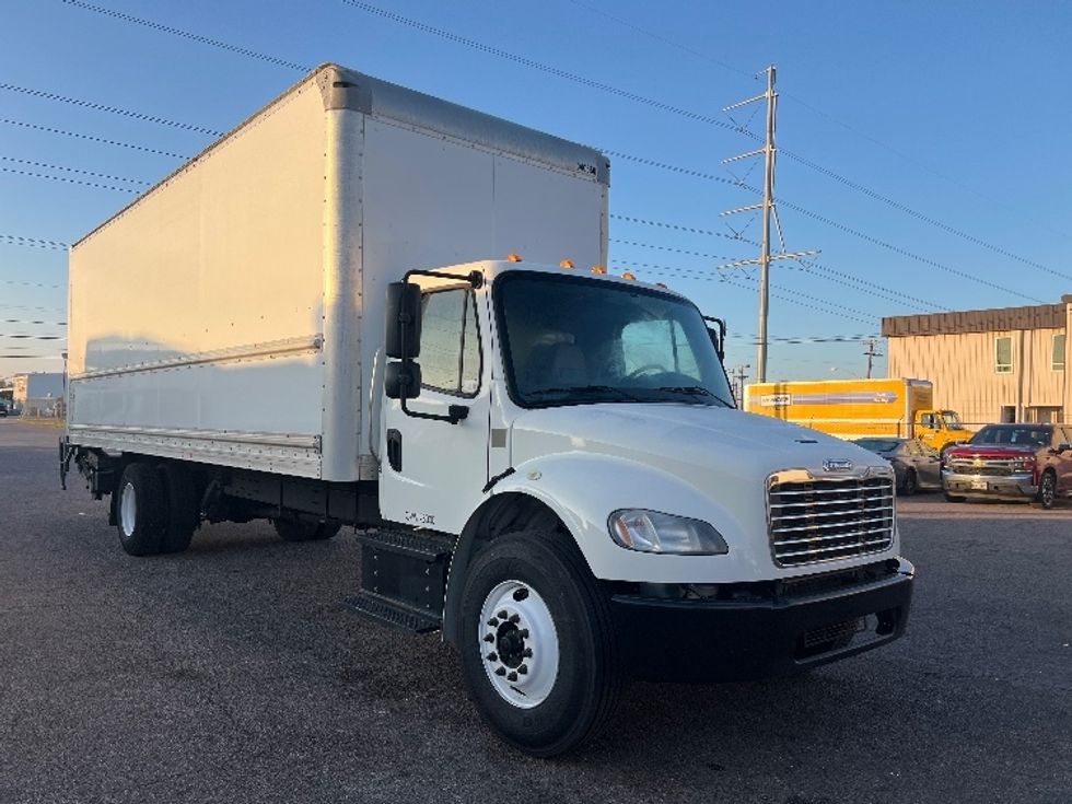 Medium Duty Box Truck-Light and Medium Duty Trucks-Freightliner-2020-M2-Dallas-TX-159,139\n\t\tmiles-$ 53,750 - Image 1