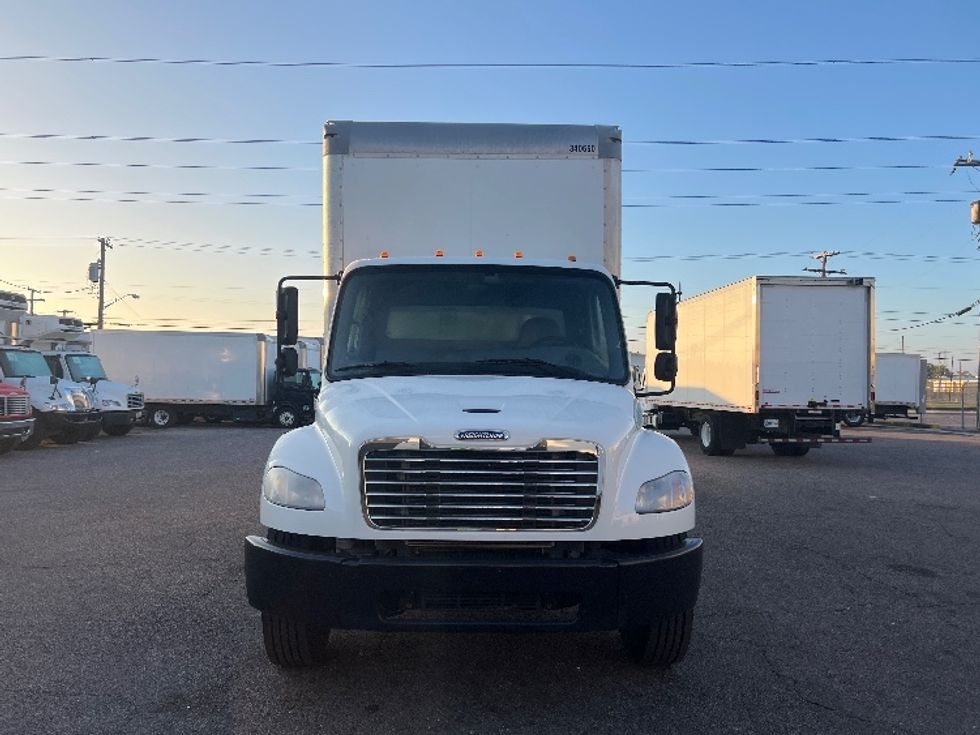 Medium Duty Box Truck-Light and Medium Duty Trucks-Freightliner-2020-M2-Dallas-TX-159,139\n\t\tmiles-$ 53,750 - Image 2