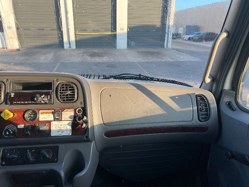 Medium Duty Box Truck-Light and Medium Duty Trucks-Freightliner-2020-M2-Dallas-TX-159,139\n\t\tmiles-$ 53,750 - Image 21