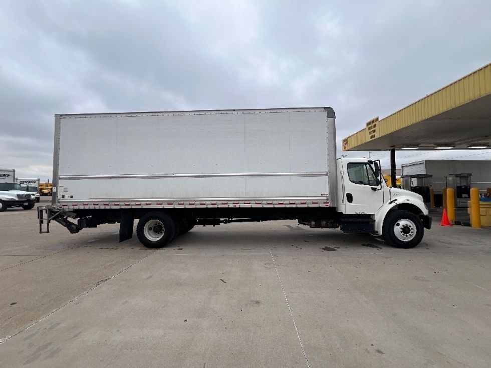 Medium Duty Box Truck-Light and Medium Duty Trucks-Freightliner-2020-M2-Dallas-TX-163,872\n\t\tmiles-$ 53,000 - Image 15