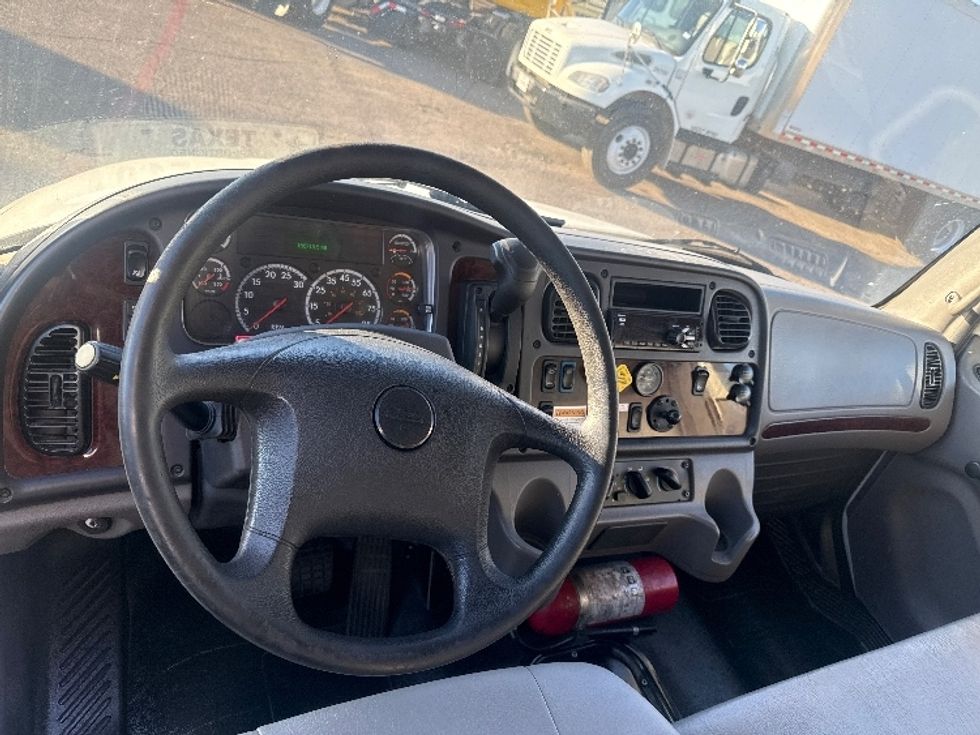 Medium Duty Box Truck-Light and Medium Duty Trucks-Freightliner-2020-M2-Dallas-TX-164,208\n\t\tmiles-$ 53,000 - Image 17