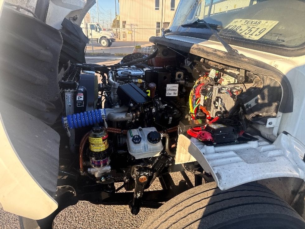 Medium Duty Box Truck-Light and Medium Duty Trucks-Freightliner-2020-M2-Dallas-TX-164,208\n\t\tmiles-$ 53,000 - Image 24