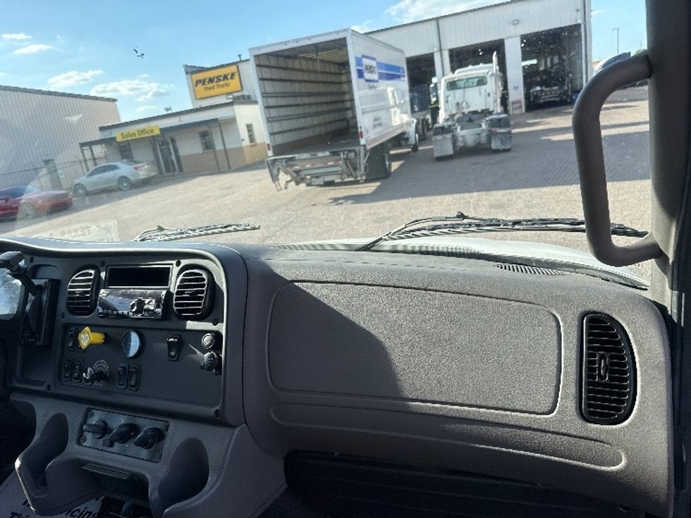 Medium Duty Box Truck-Light and Medium Duty Trucks-Freightliner-2020-M2-Dallas-TX-193,695\n\t\tmiles-$ 48,750 - Image 20