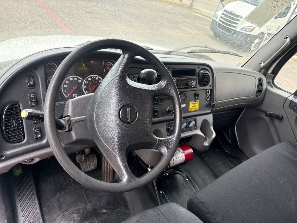 Medium Duty Box Truck-Light and Medium Duty Trucks-Freightliner-2020-M2-Dallas-TX-195,180\n\t\tmiles-$ 53,250 - Image 18